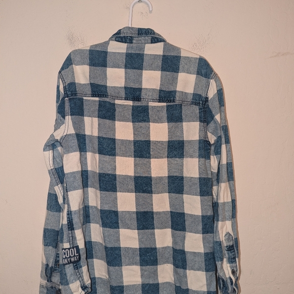 Blu kids plaid Blu and white button down shirt size 9 to 10 years - Picture 2 of 9
